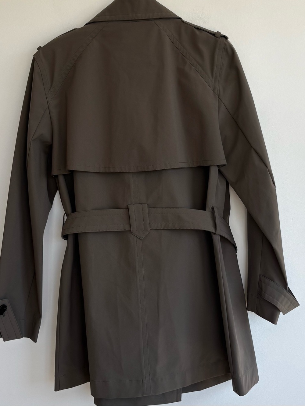 Water Repellent Windproof Double-Breasted Trench Coat - Picture 6 of 10